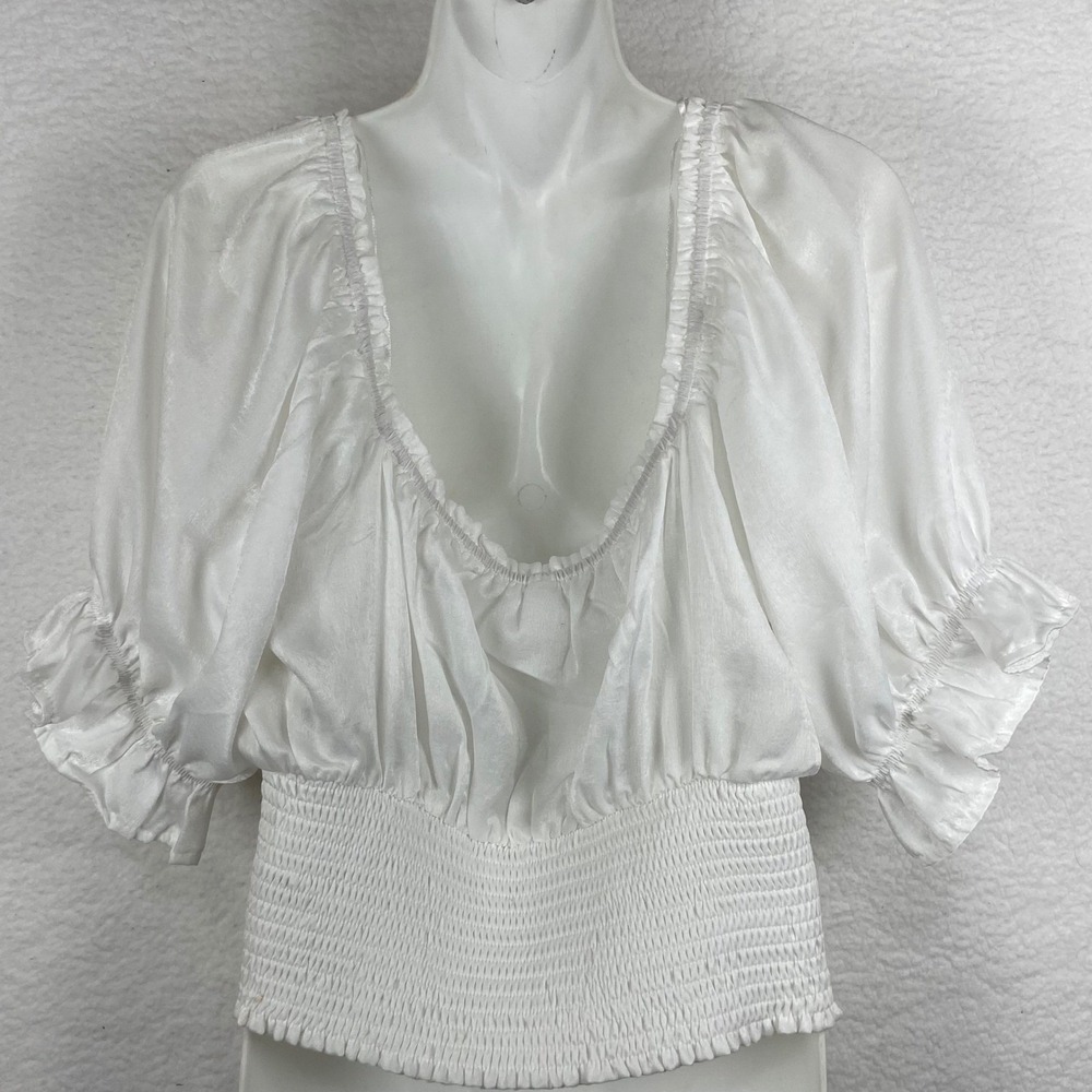 Cashmere & Champagne White Satin Puff Sleeve Smocked Crop Top GT4058‎ Womens L